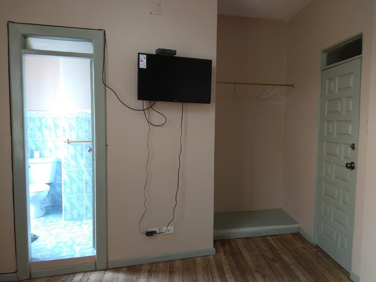 Hostal Mediodia Quito Exteriör bild