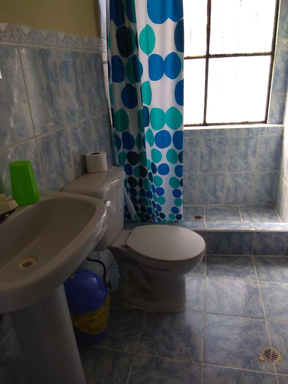 Hostal Mediodia Quito Exteriör bild
