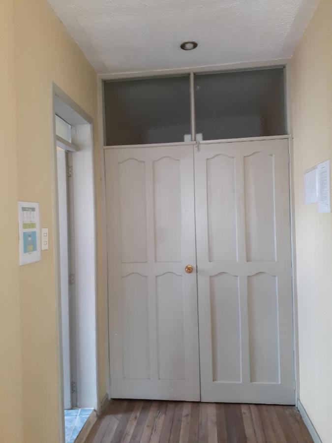 Hostal Mediodia Quito Exteriör bild