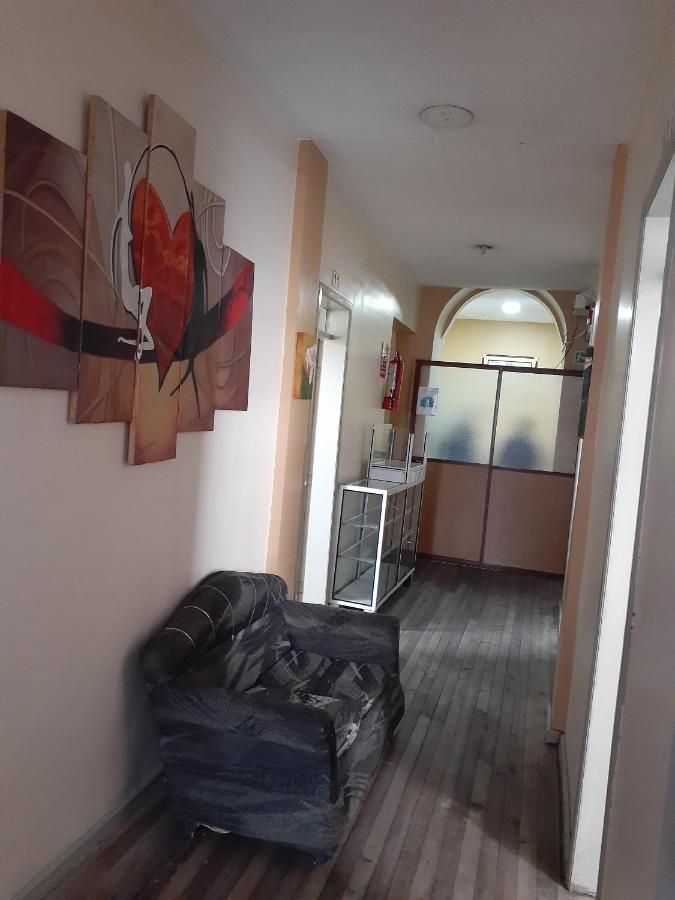 Hostal Mediodia Quito Exteriör bild