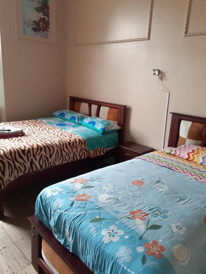 Hostal Mediodia Quito Exteriör bild