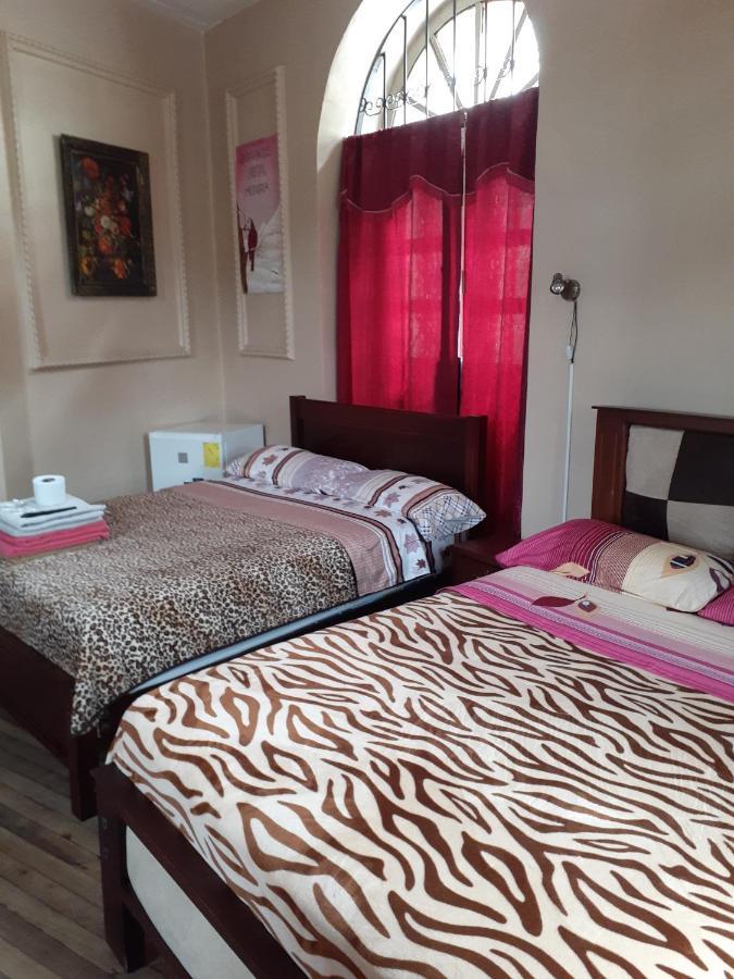 Hostal Mediodia Quito Exteriör bild